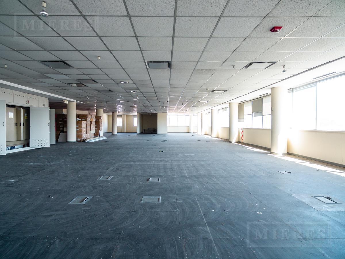 Foto de Edificio de Oficinas en Venta sobre Panamericana y Malaver, imagen 3