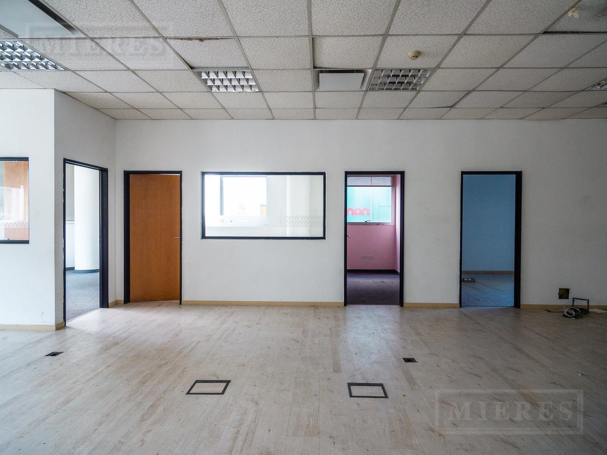 Foto de Oficinas en Alquiler sobre Panamericana y Malaver - Vicente López, imagen 4