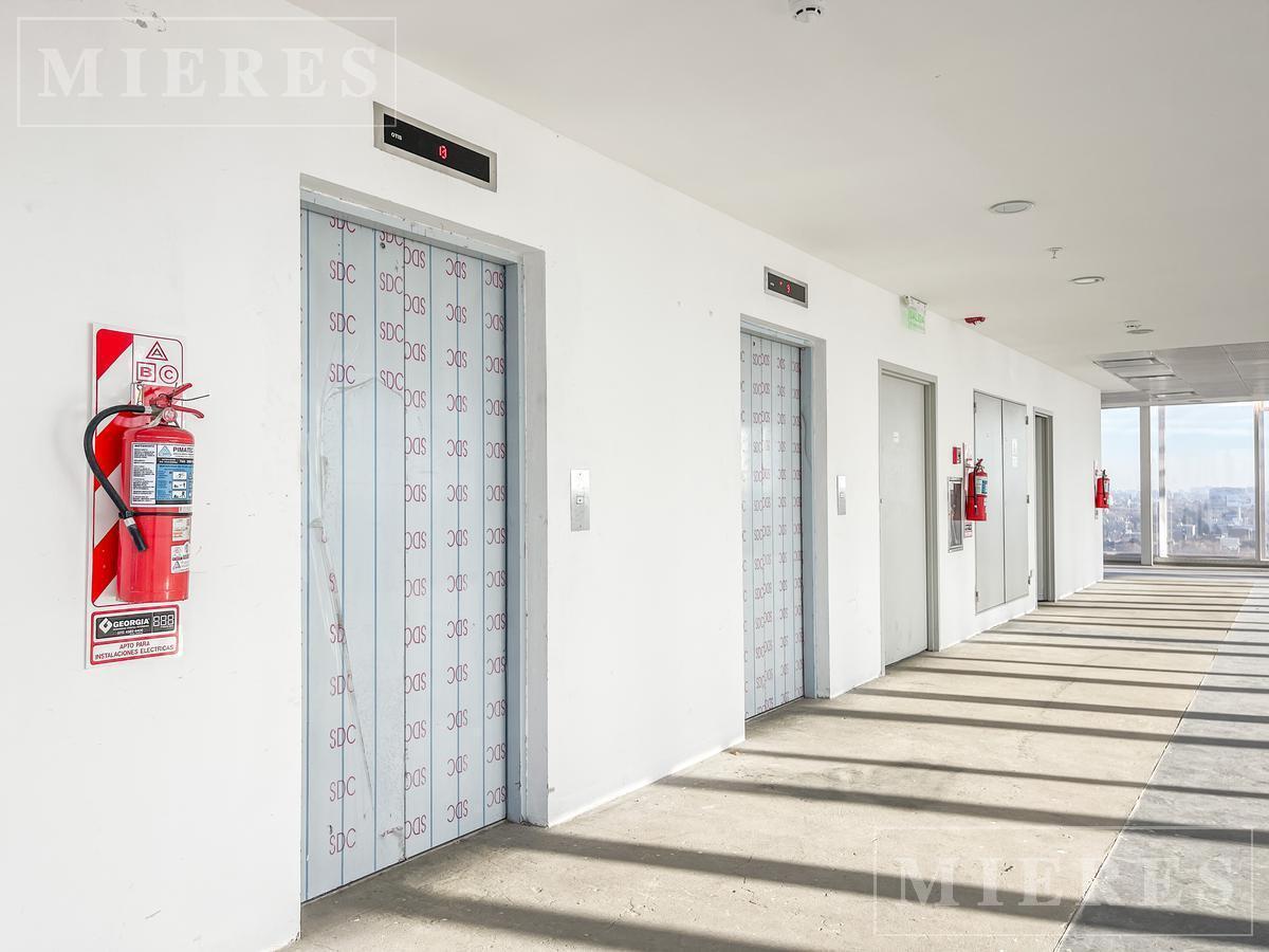 Oficinas de 346 m² en Alquiler - Complejo Lumina 3 - Panamericana y Gral. Paz