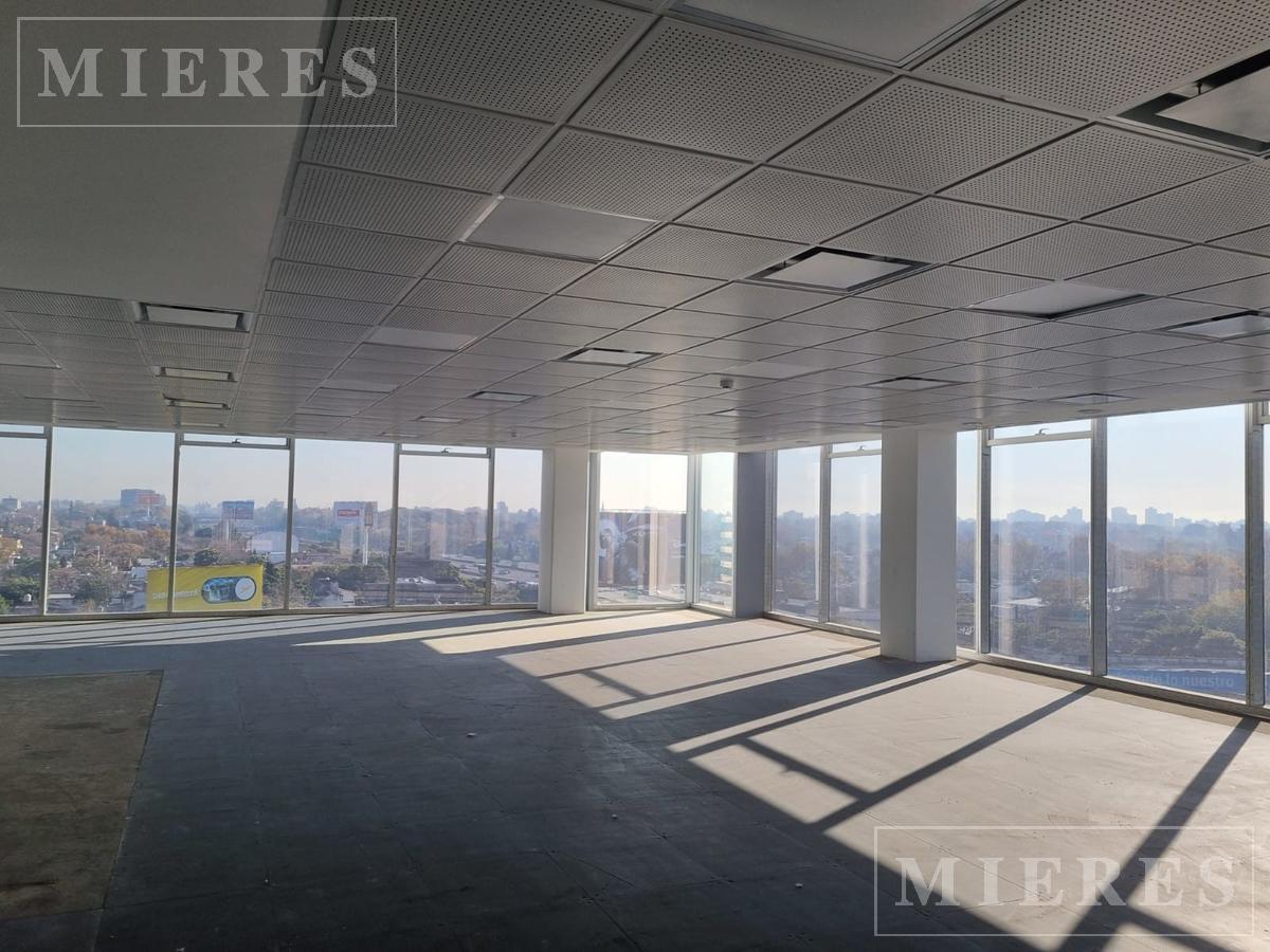 Foto de Oficinas de 690 m² en Alquiler - Complejo Lumina 3 - Panamericana y, imagen 2