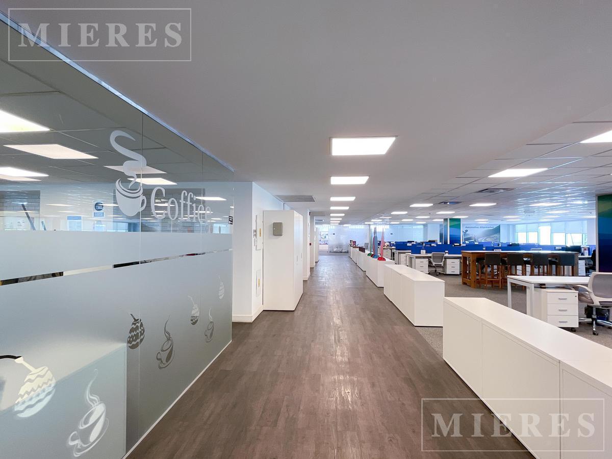 Foto de Edificio de Oficinas en Venta - 3.600 m² - Lomas de San Isidro, imagen 3