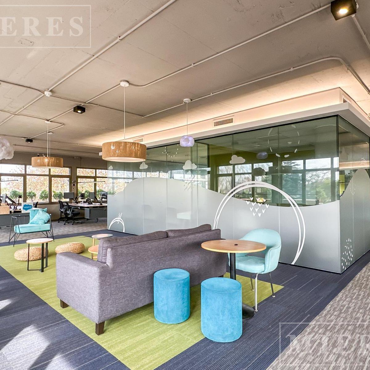 Foto de Excelente Edificio de Oficinas en Venta con Rta. - 1400 m² - San Isidro, imagen 2