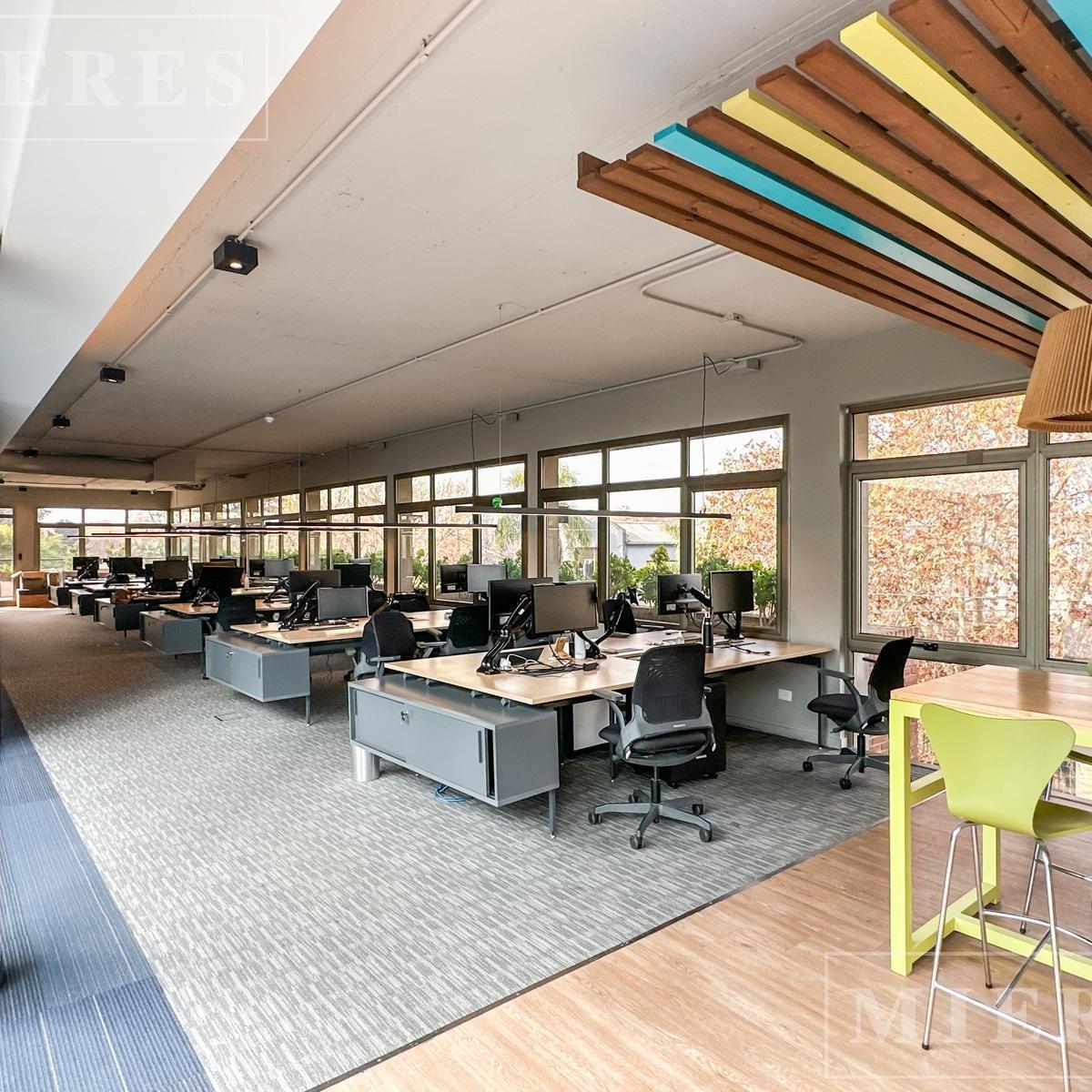 Foto de Excelente Edificio de Oficinas en Venta con Rta. - 1400 m² - San Isidro, imagen 4