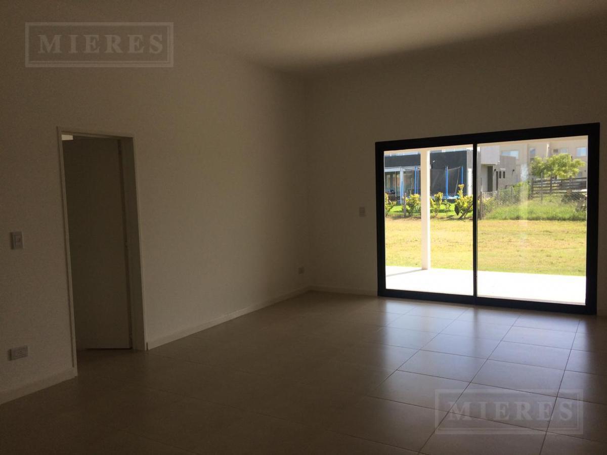 Foto de Casa en venta sobre lote interno en Barrio Vistas Puertos, imagen 5