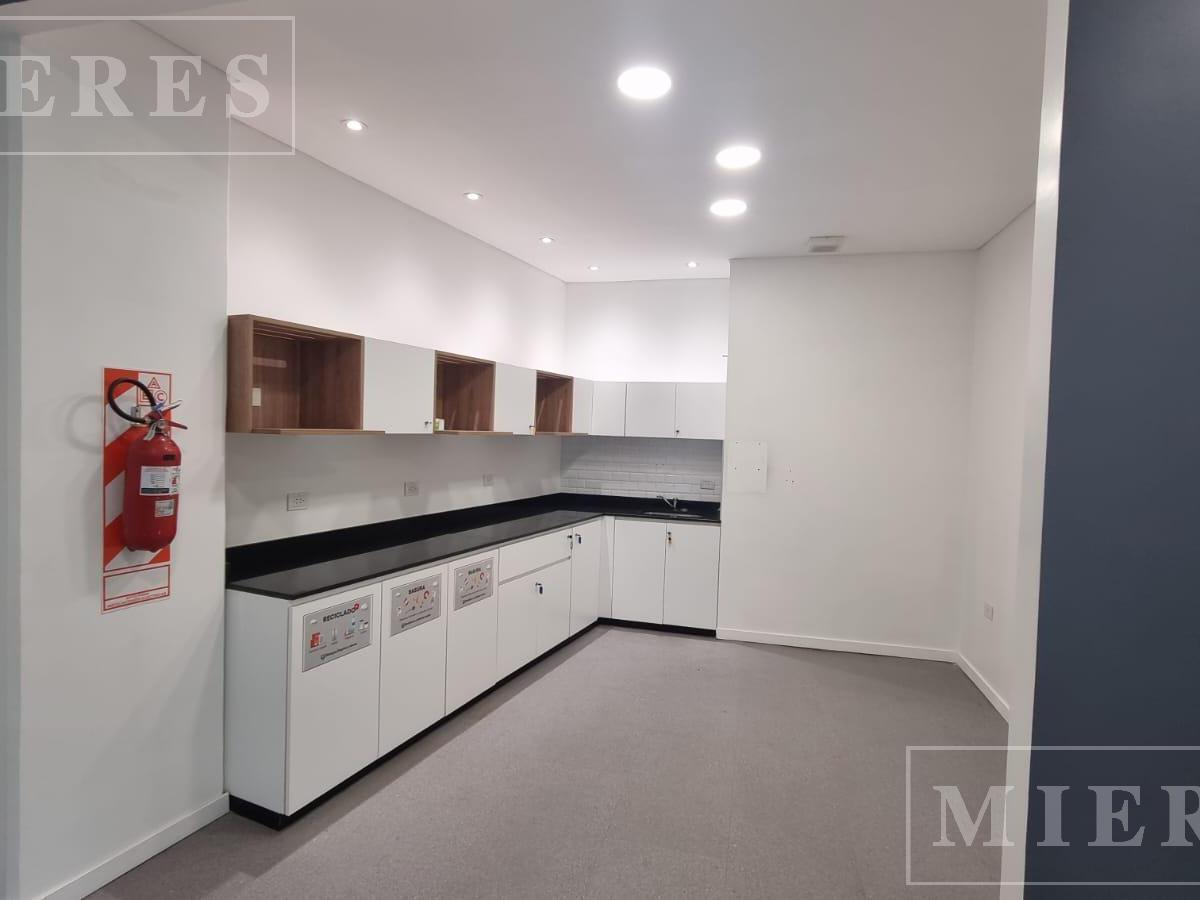 Excelente Oficinas en Alquiler de 500 m² - Lumina Thames - San Isidro 1