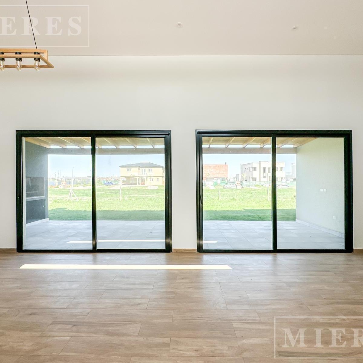 Casa en Venta Sobre Lote Interno en Puertos Barrio Riberas 3
