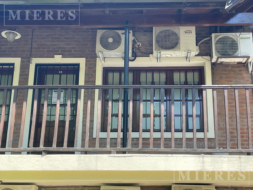 Oficina en Venta de 50 m² - Lomas de San Isidro 1