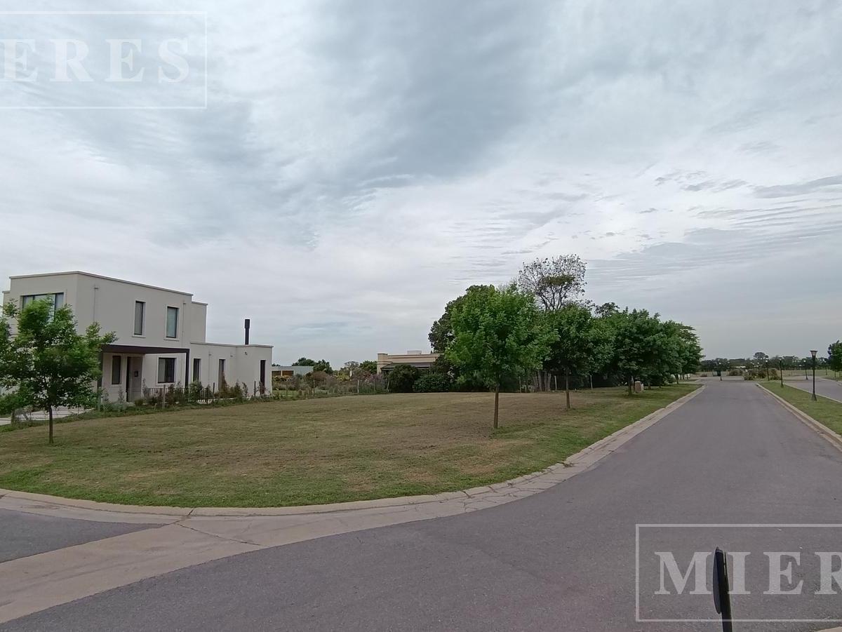 Lote Interno en venta Barrio Molino Sur Haras Santa Maria