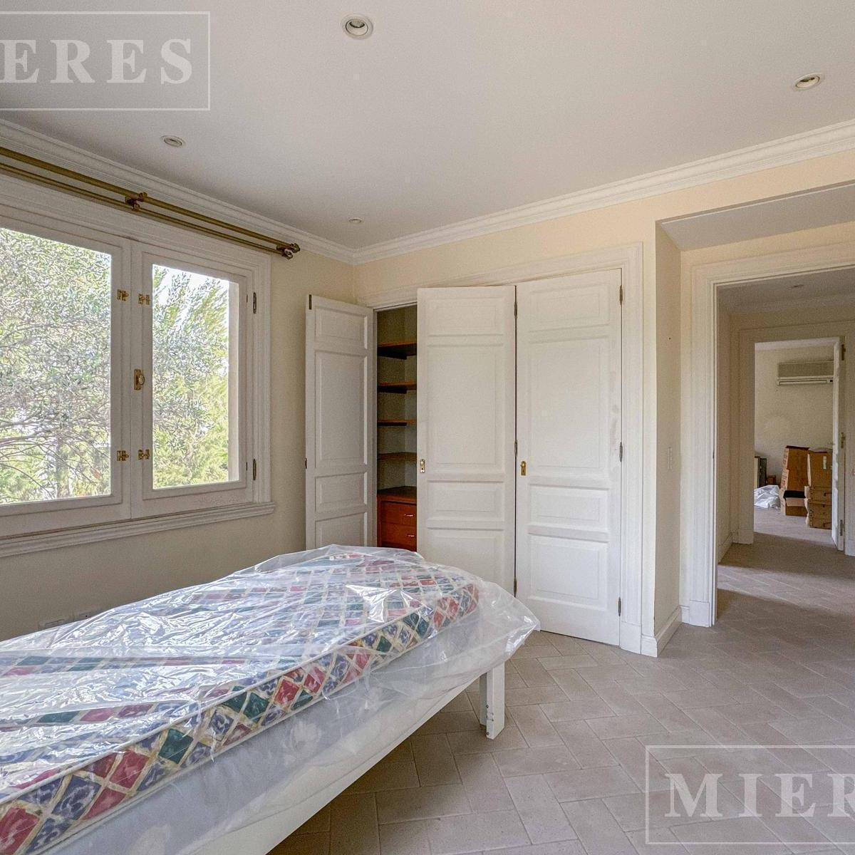 Casa en Venta Estilo "Villa Italiana" en Marina del Sol, San Fernando. 5