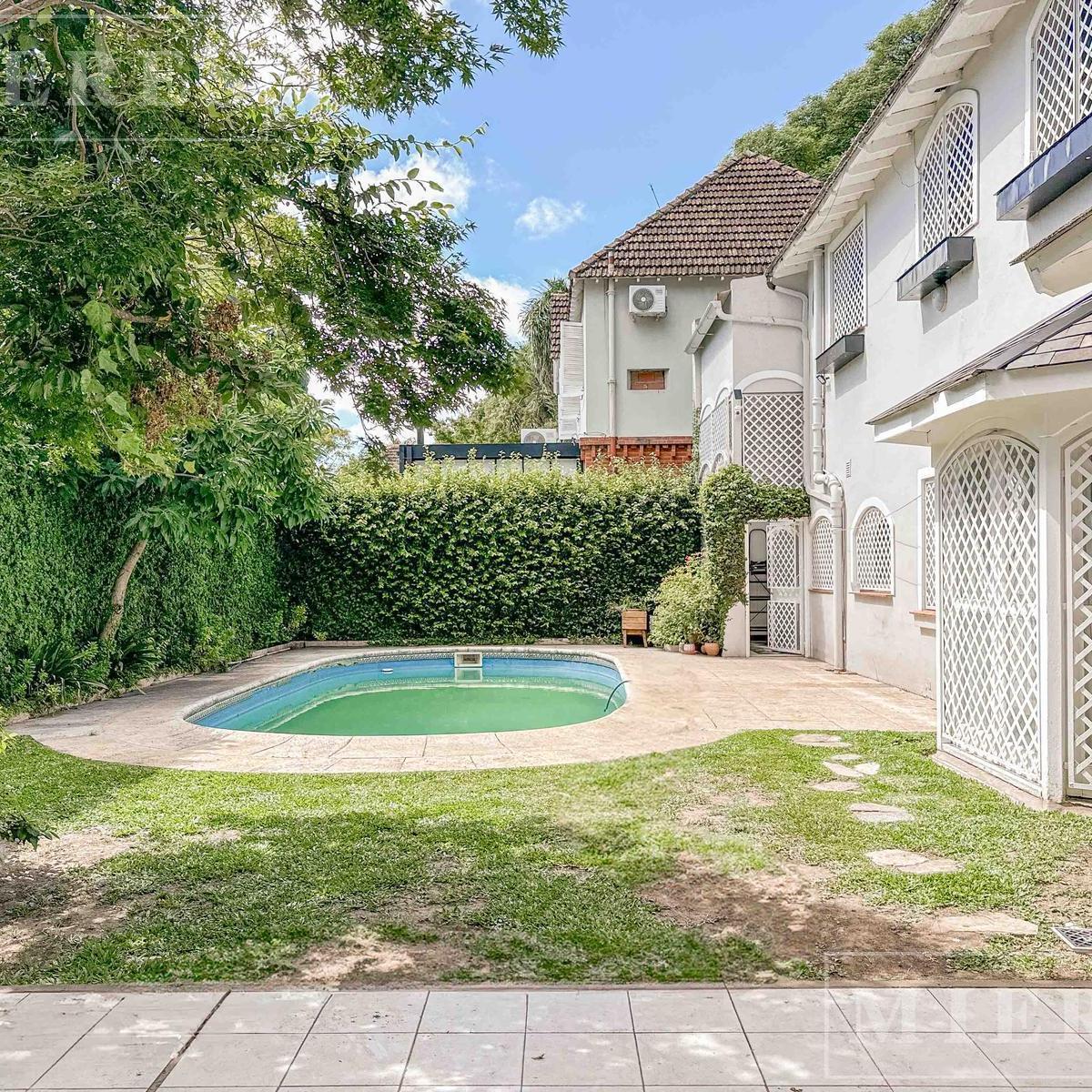 Casa en Venta y Alquiler en Acas. - Vias/libert. 3