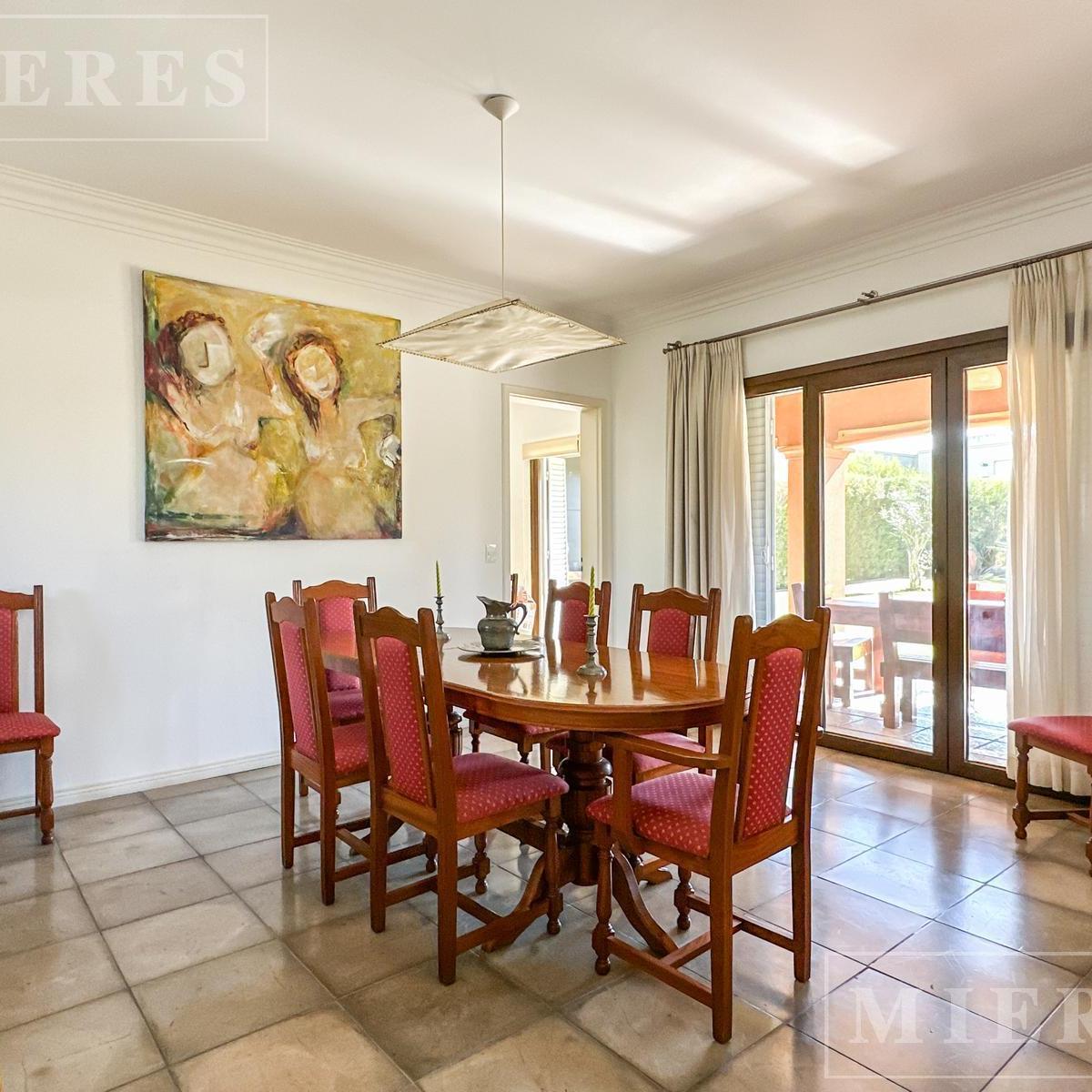 Foto de Casa en venta sobre lote interno en Haras Santa Maria Barrio Los, imagen 2