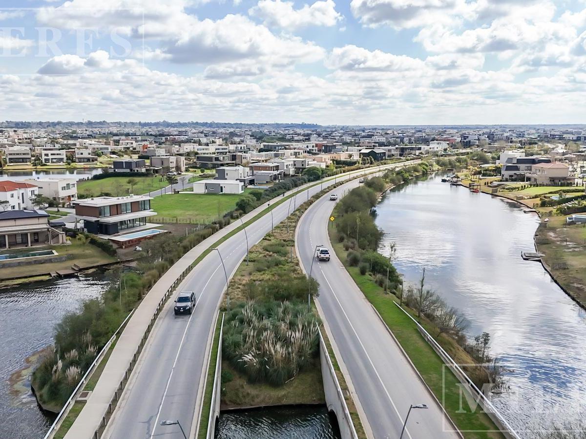 Lote en venta en Puertos Barrio Amarras