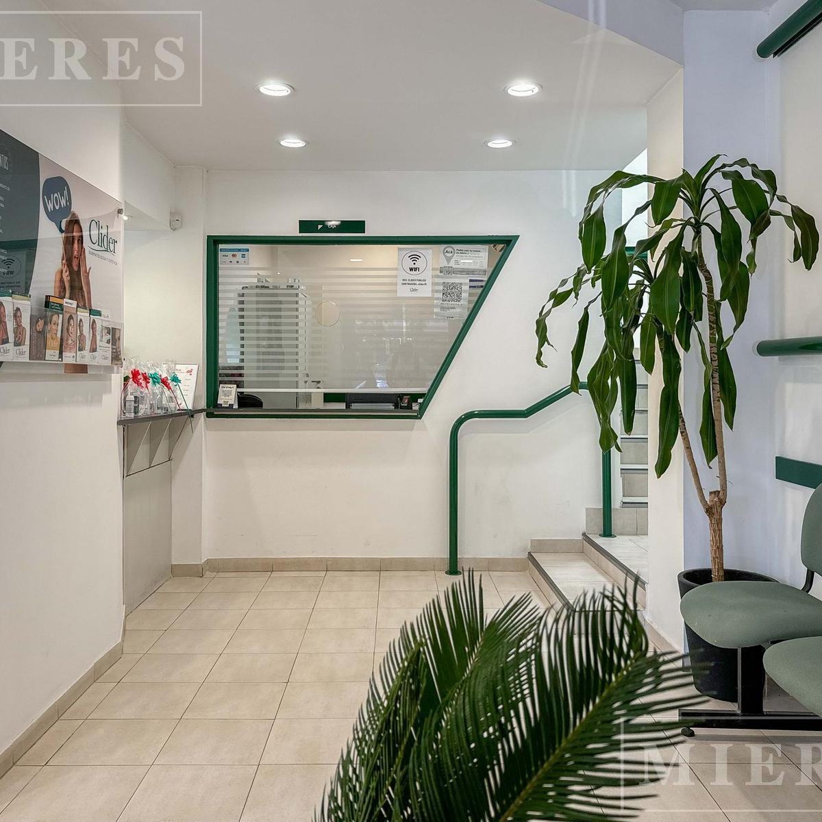 PH Para Consultorios/ Oficinas en Acassuso 1