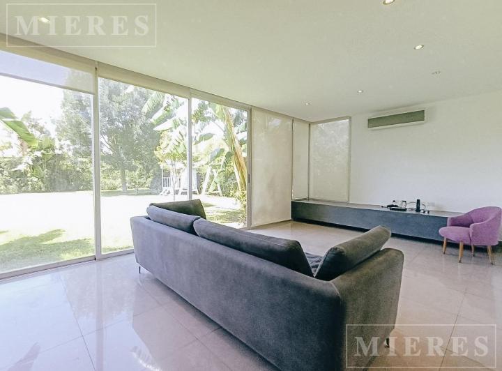 Casa en venta en Talar del Lago II - Bancalari. 2