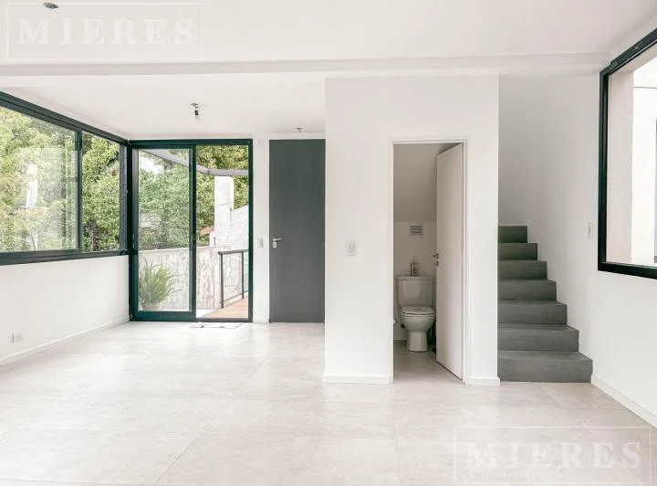 Dúplex en venta en Tigre Mews 5