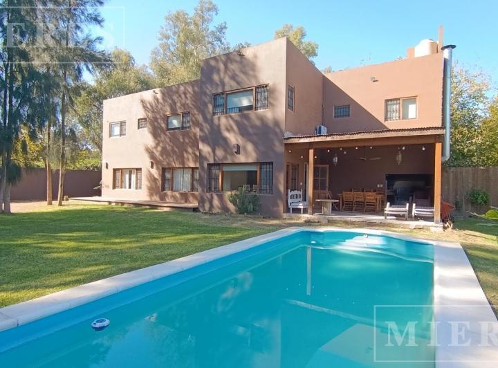 Casa en alquiler sobre calle Mermoz Ingeniero Maschwitz 1