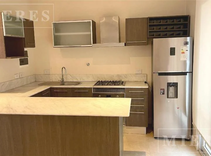 Excelente departamento de 3 ambientes con mejoras en Chateau del Palmar en Alquiler Sin muebles 3