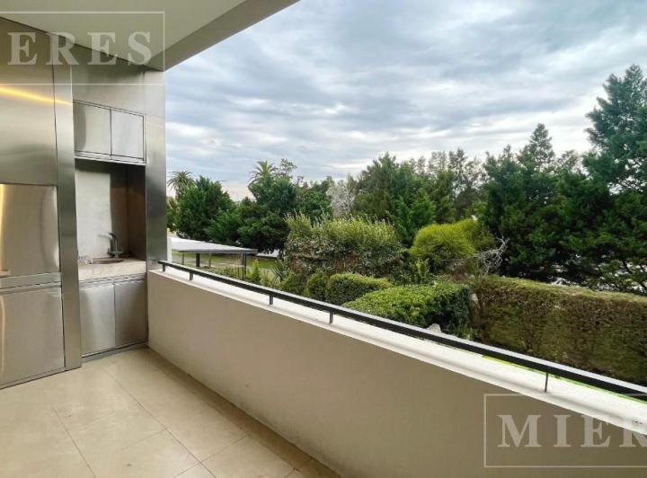 Excelente departamento de 3 ambientes con mejoras en Chateau del Palmar en Alquiler Sin muebles 4
