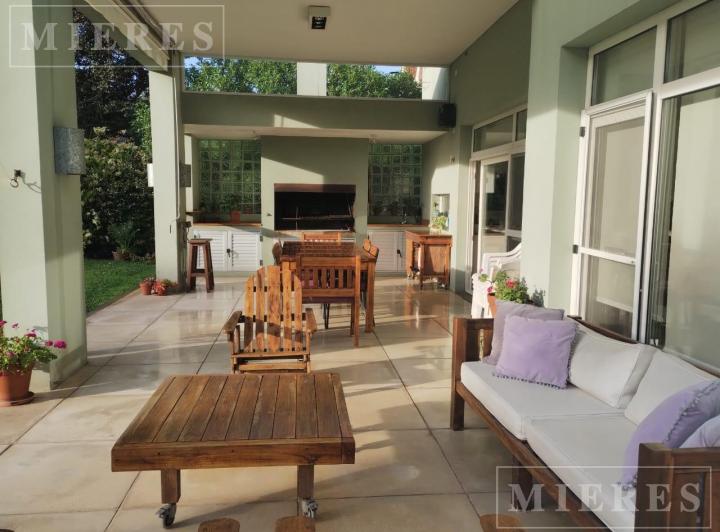 Alquiler de Verano en Santa Barbara, Bancalari 5