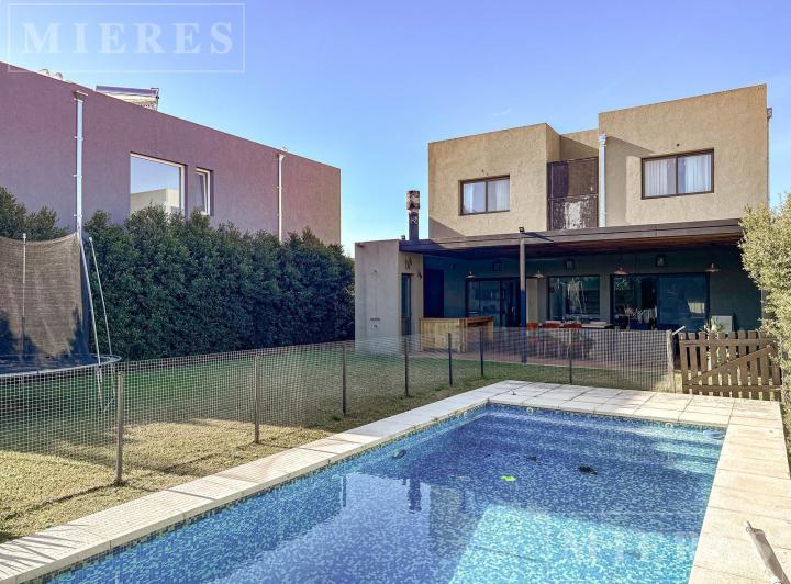 Casa en Alquiler Anual amoblado - Vila Marina I 5