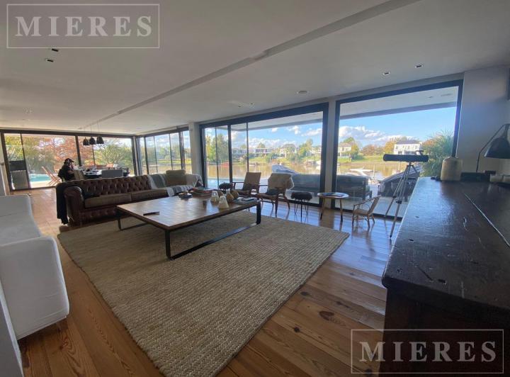 Espectacular casa en Alquiler al Río - Santa Catalina, Villanueva 1