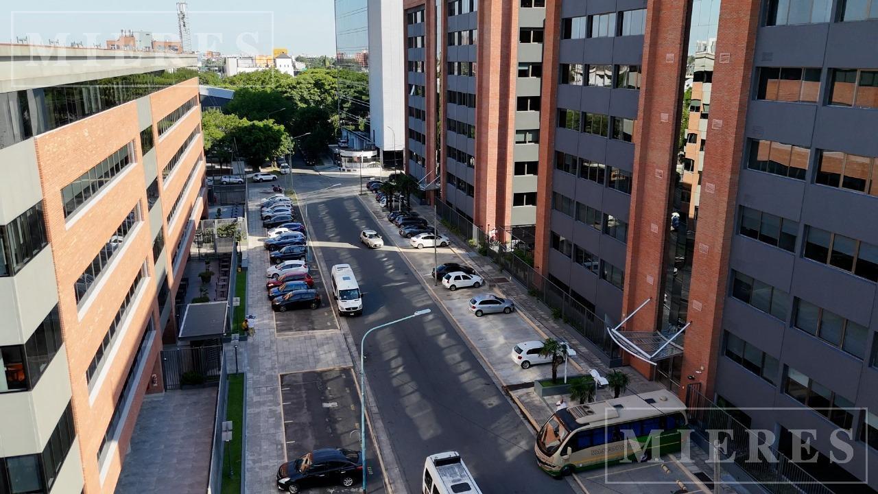 Oficinas en Alquiler de 376 m2 en Vicente López - Olivos Building 2