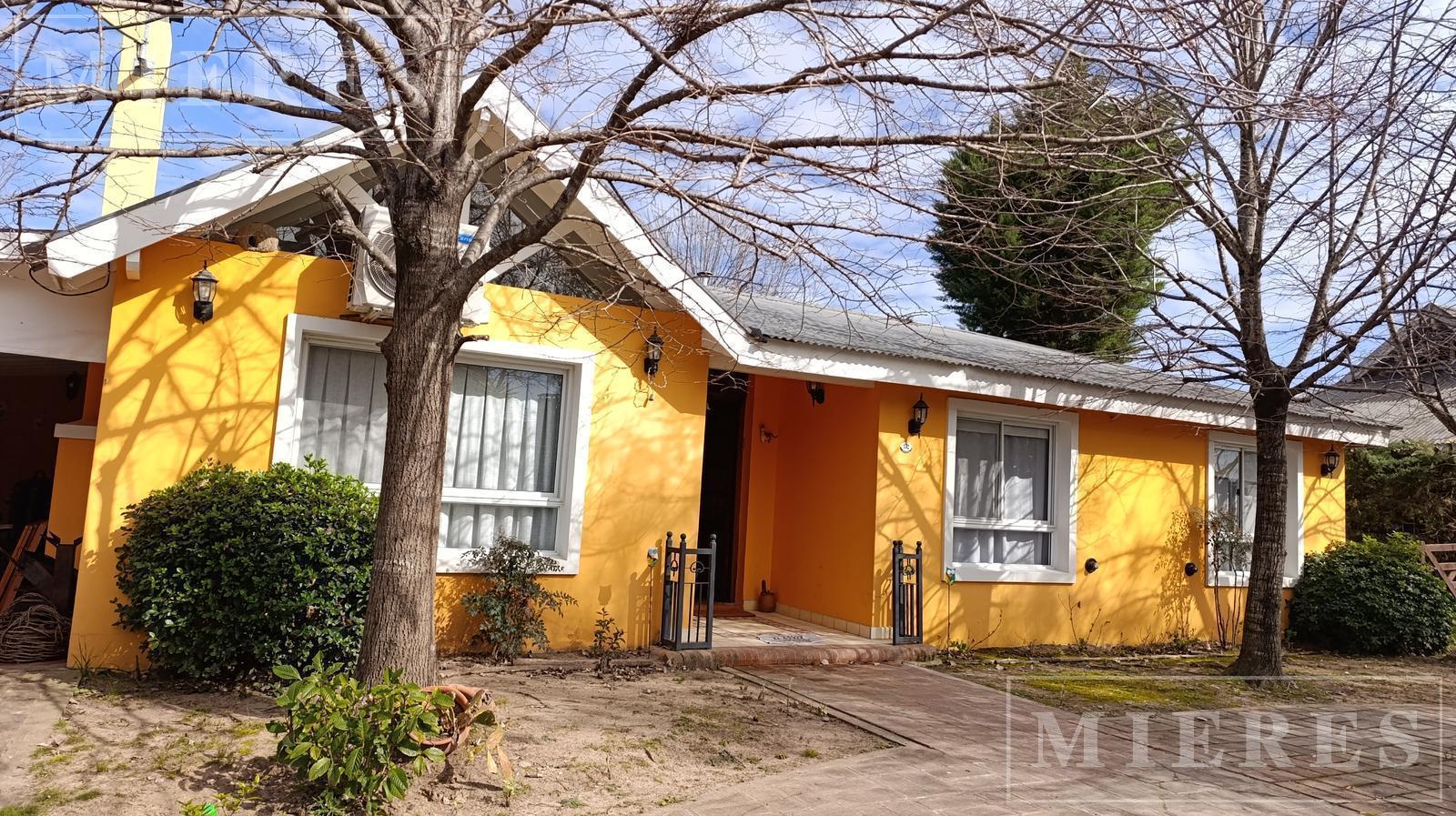 Casa en alquiler amoblado Barrio Acacias Blancas, Ing Maschwitz
