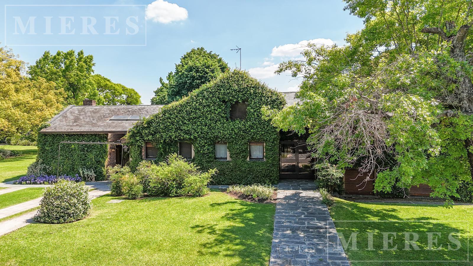 Casa en venta en Olivos Golf Club