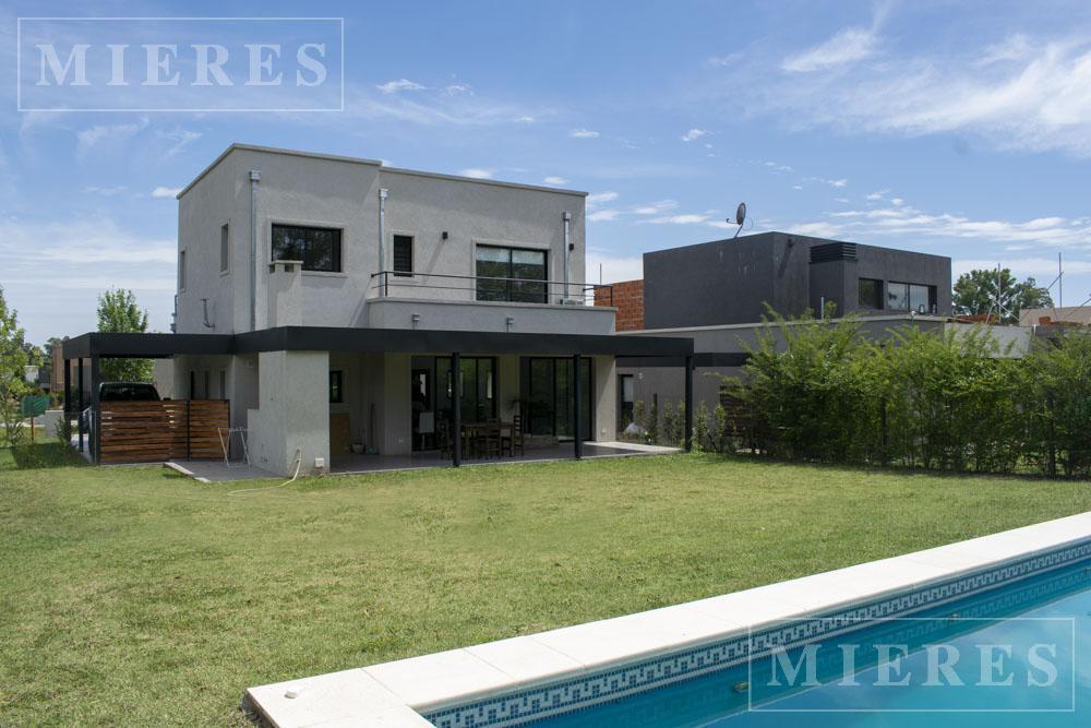Casa en alquiler temporario en Santa Guadalupe, Pilar del Este