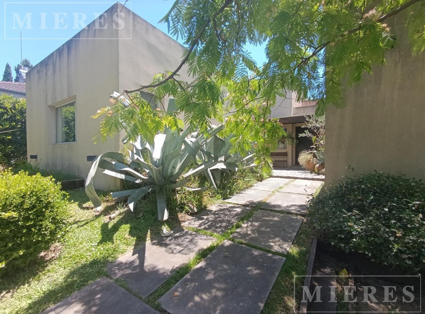 Casa en alquiler temporario en Santa María de los Olivos