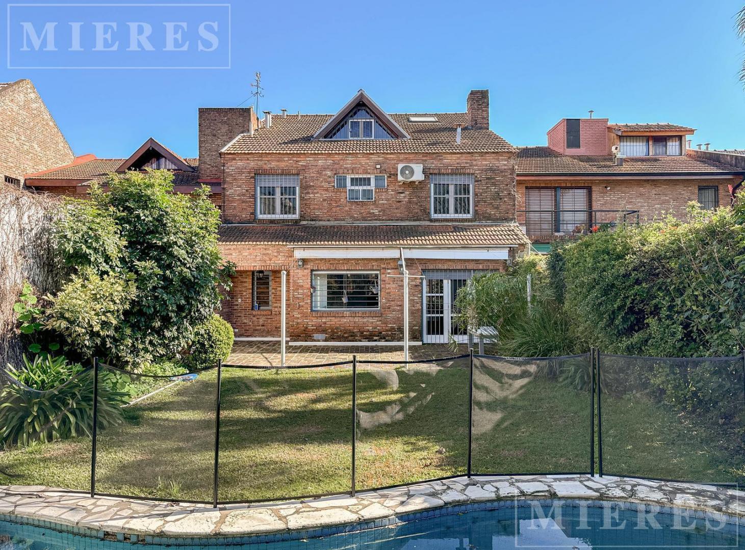 Muy linda casa en venta en Las Lomas de San Isidro
