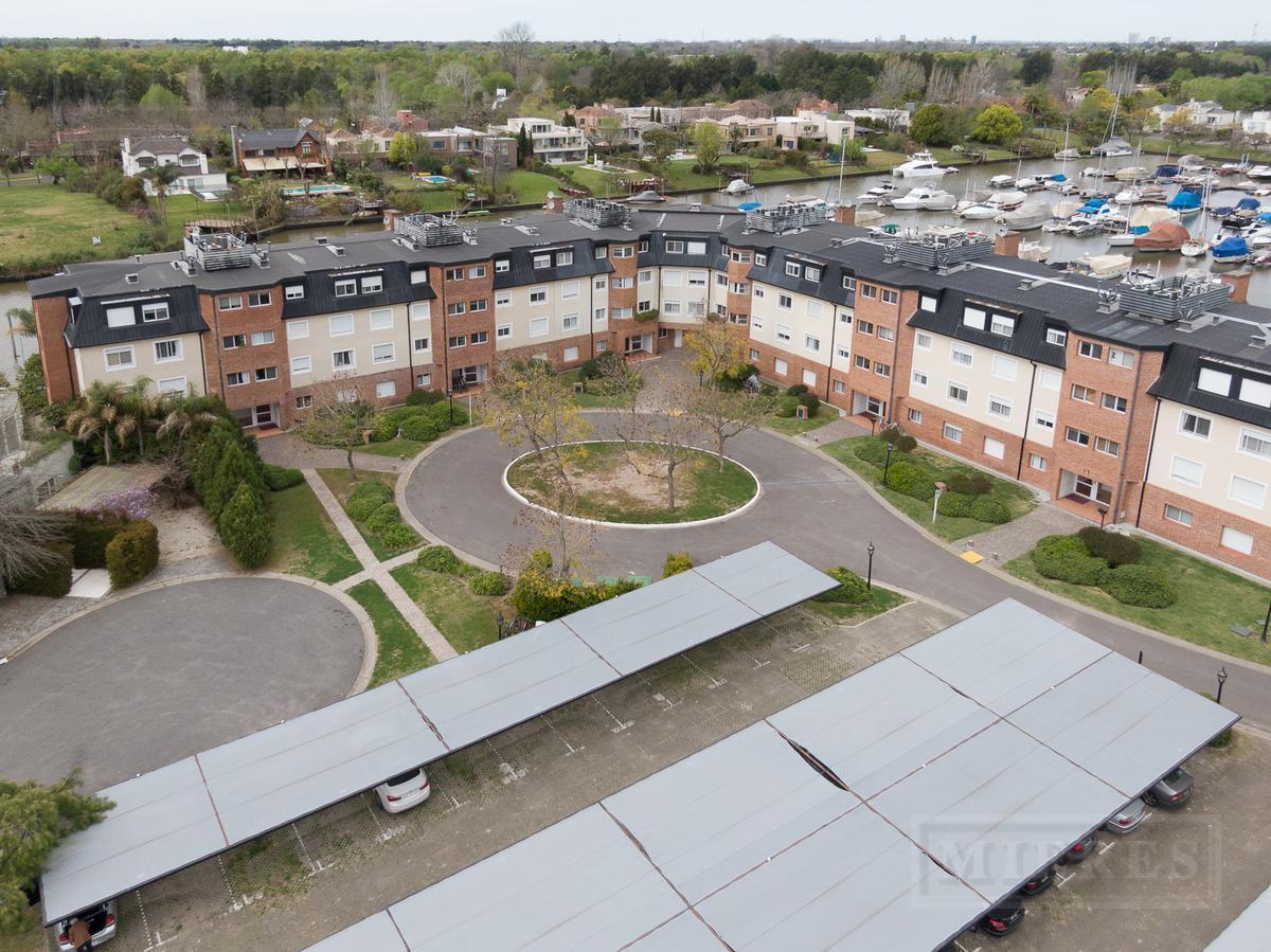 Dormi en Venta en PLANTA BAJA CON JARDIN Y AMARRA GRANDE - Santa Maria de Tigre