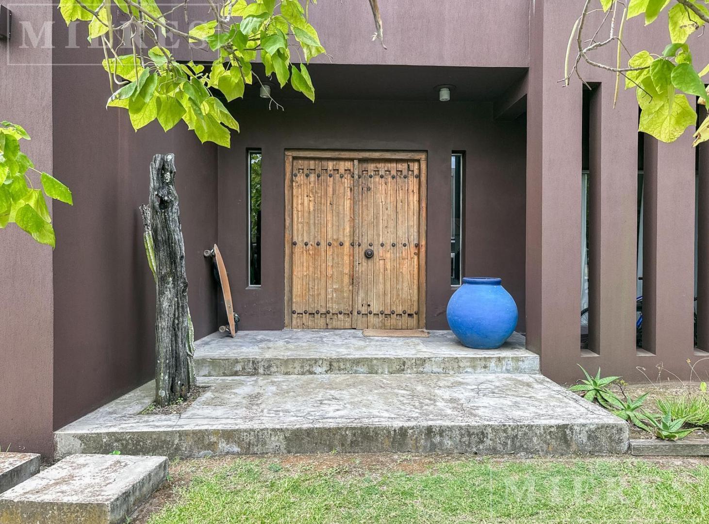 Casa en venta en Barrio La Laguna