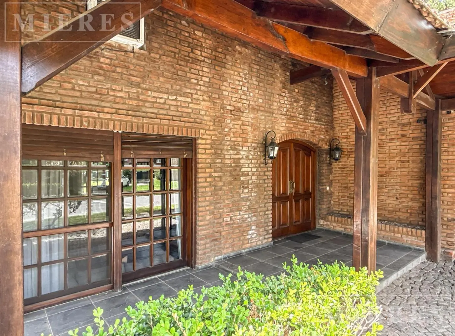 Casa en venta en Los Lagartos Country Club 4