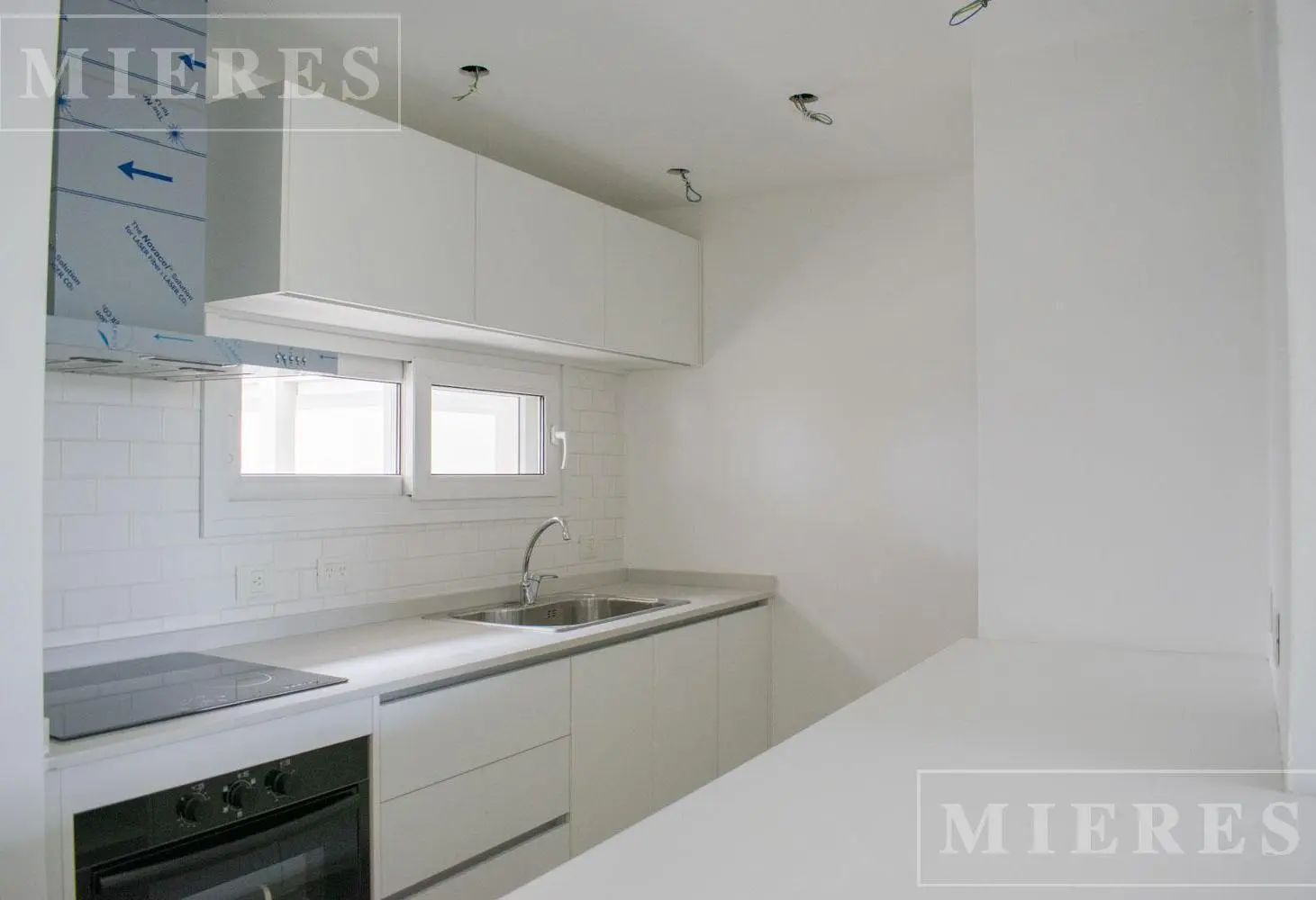Departamento en venta en ZUG Caamaño 4