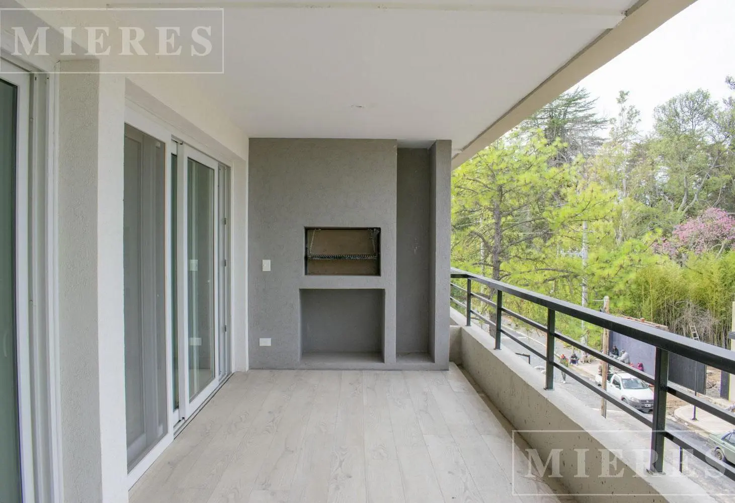 Departamento en venta en ZUG Caamaño 2