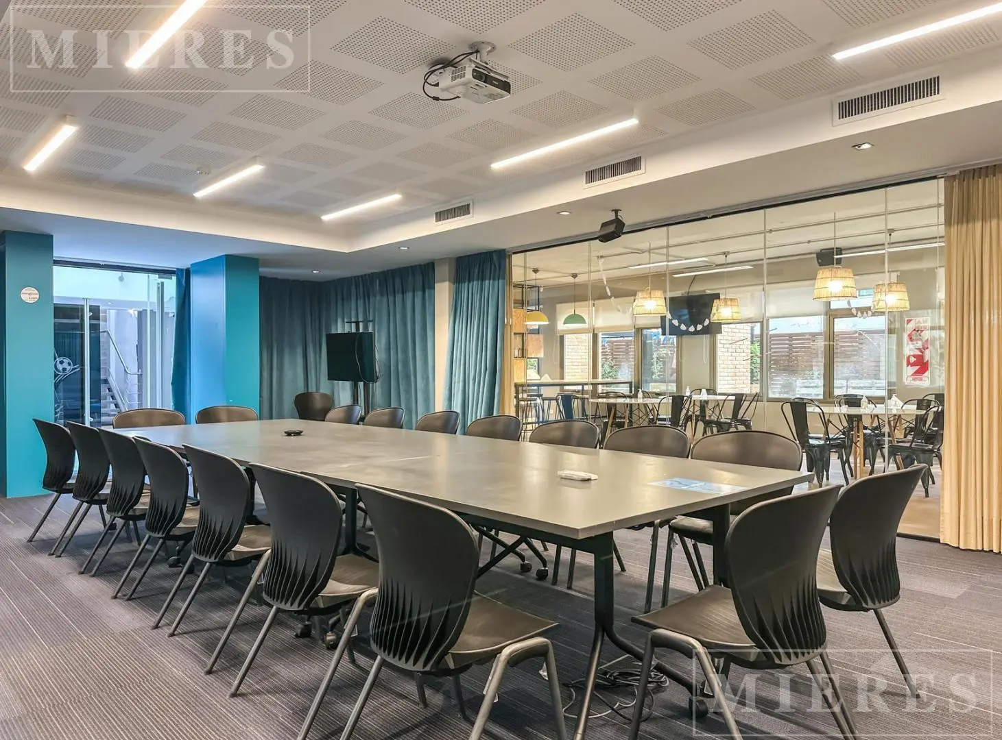 Oficinas en Alquiler - 780 m² en PB y 1er.Piso - San Isidro 3
