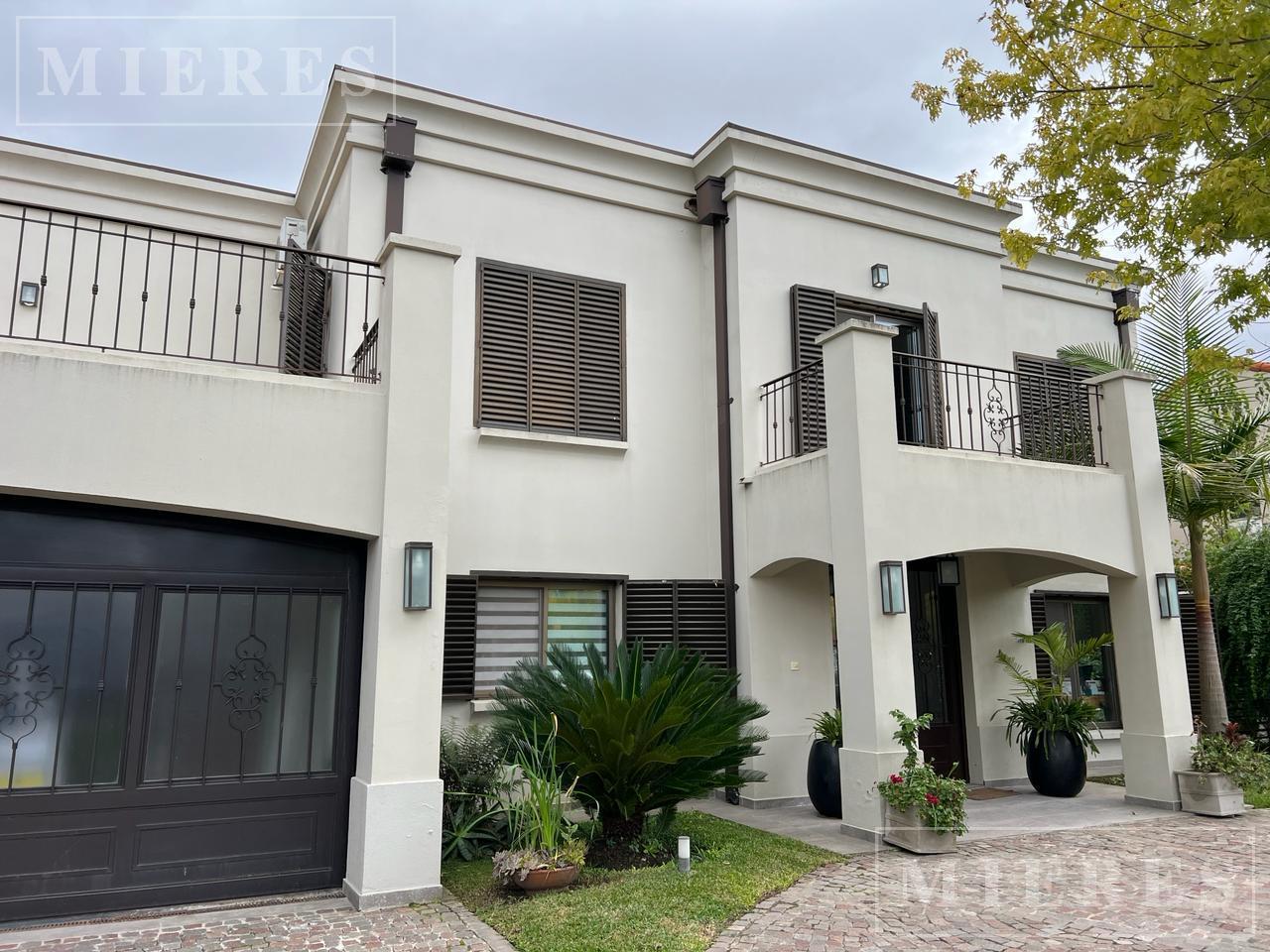 Casa en venta en Santa María de Tigre!