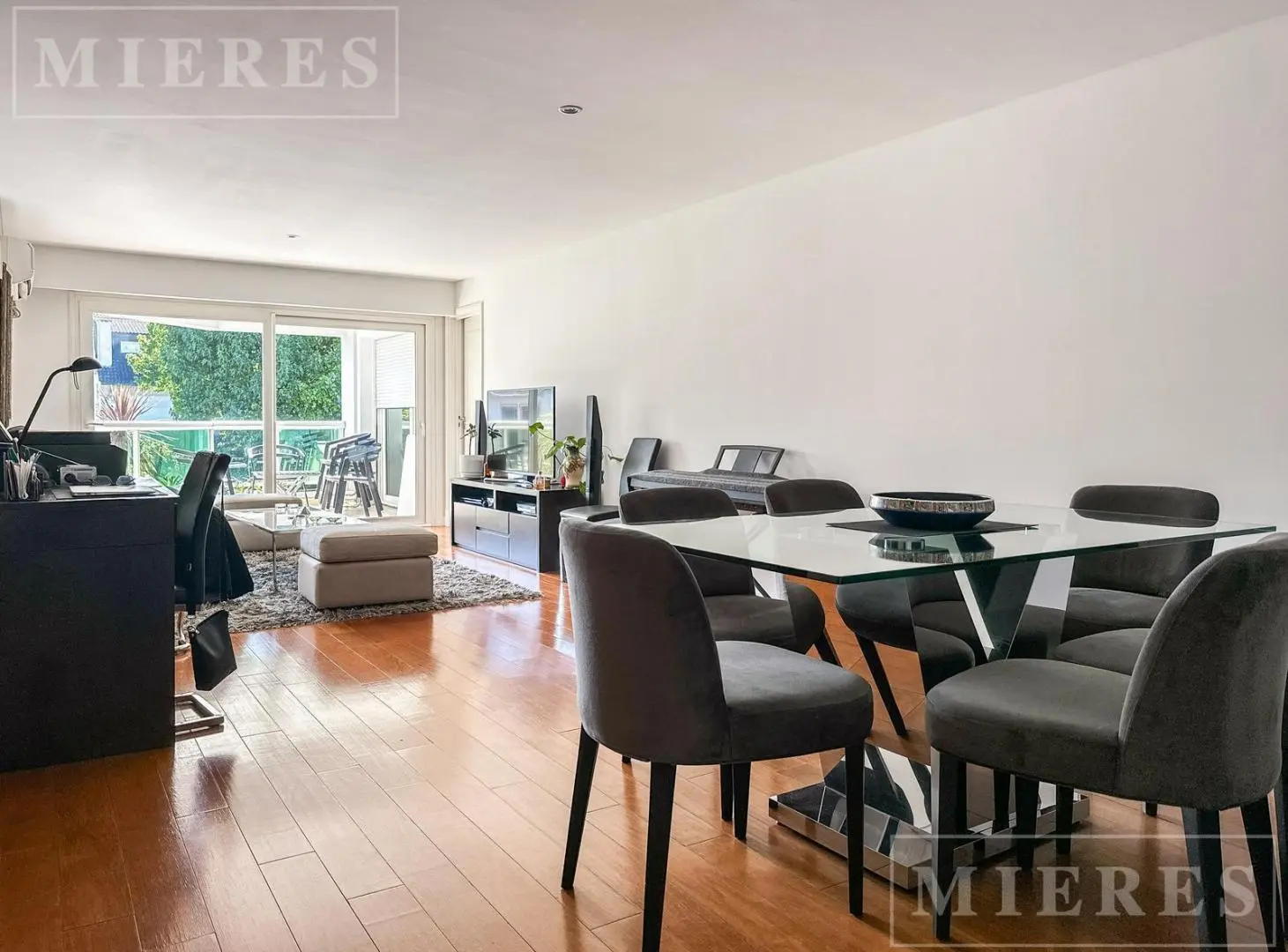 Excelente departamento al contrafrente en edificio Da Vinci, en venta 3