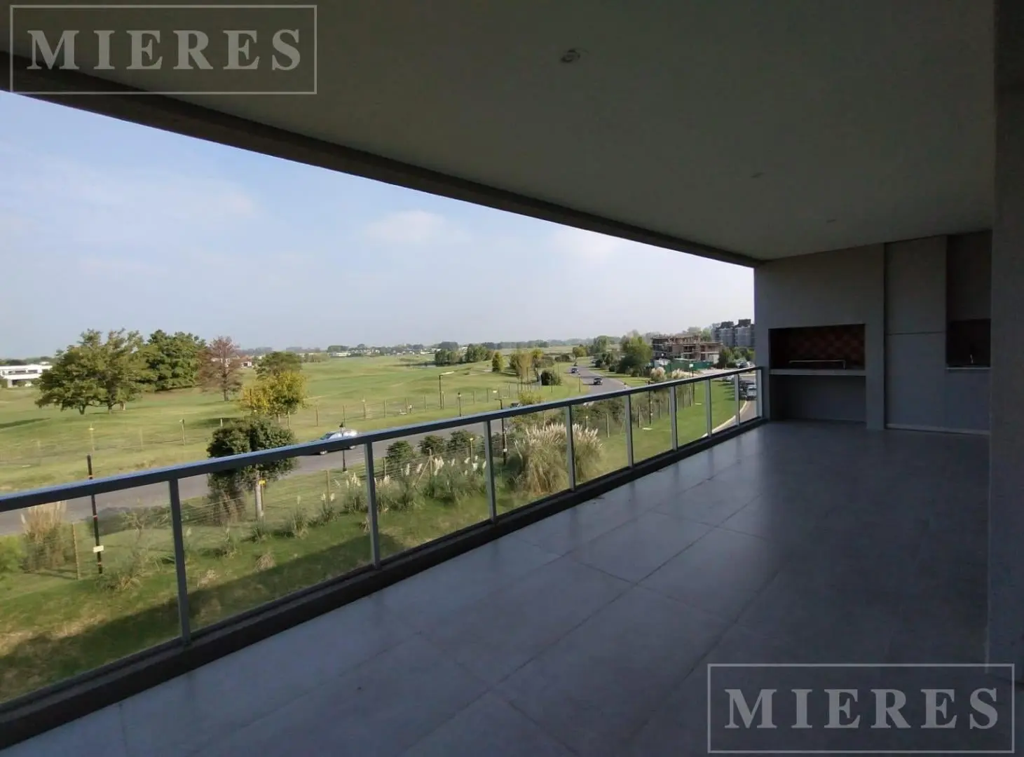 Townhouse en alquiler en Pilará 1