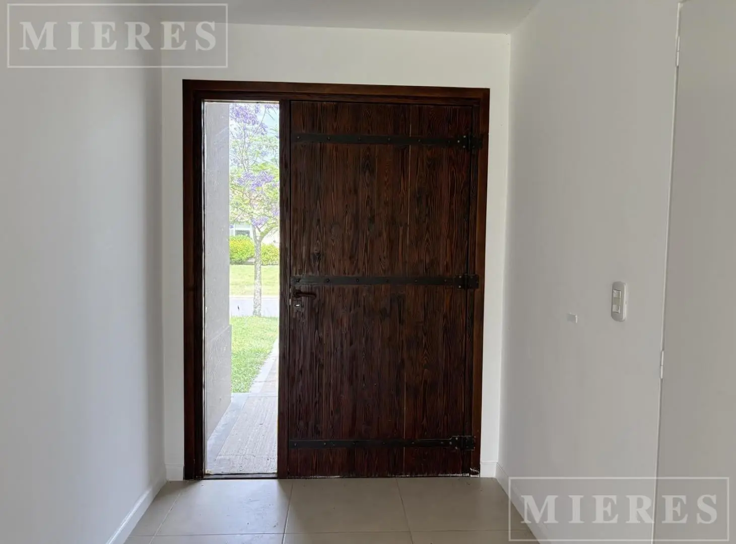 Casa en alquiler anual en Puertos Barrio Vistas 2