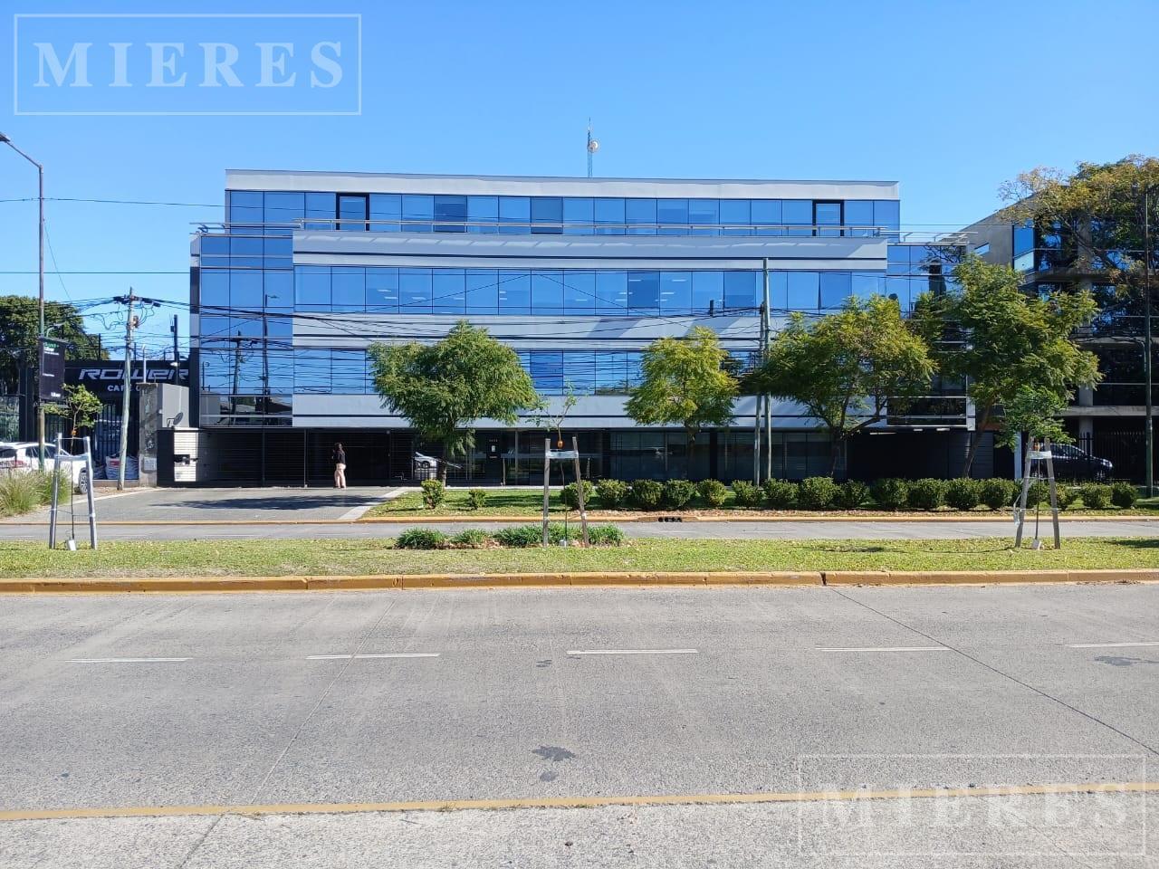 Oficina de 163 m2 en Alquiler - San Isidro