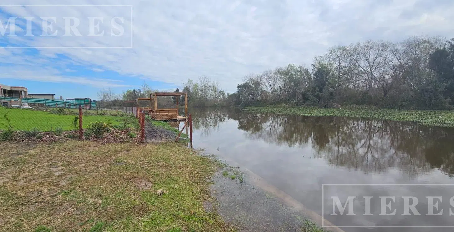 Lote en venta al Río en El Naudir Escobar 4