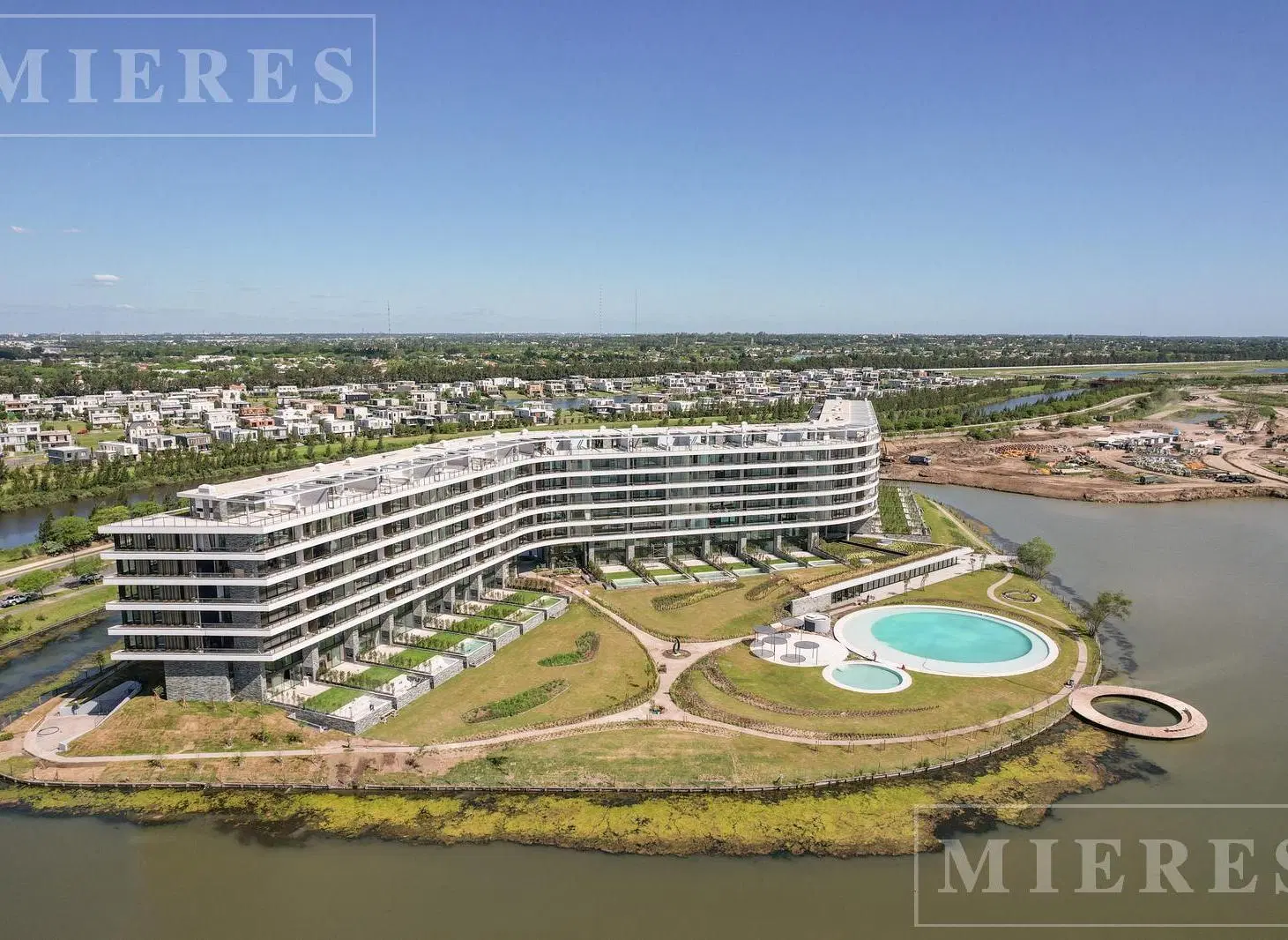 Departamento en venta a estrenar en Oceana, Nordelta. 3
