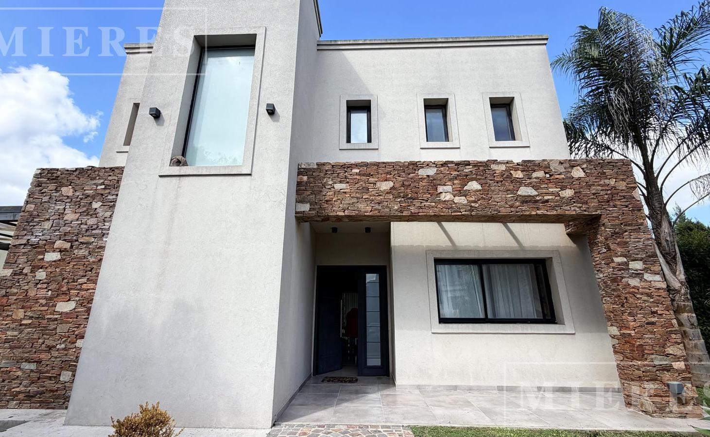 Casa en venta barrio Alvear de Benavidez