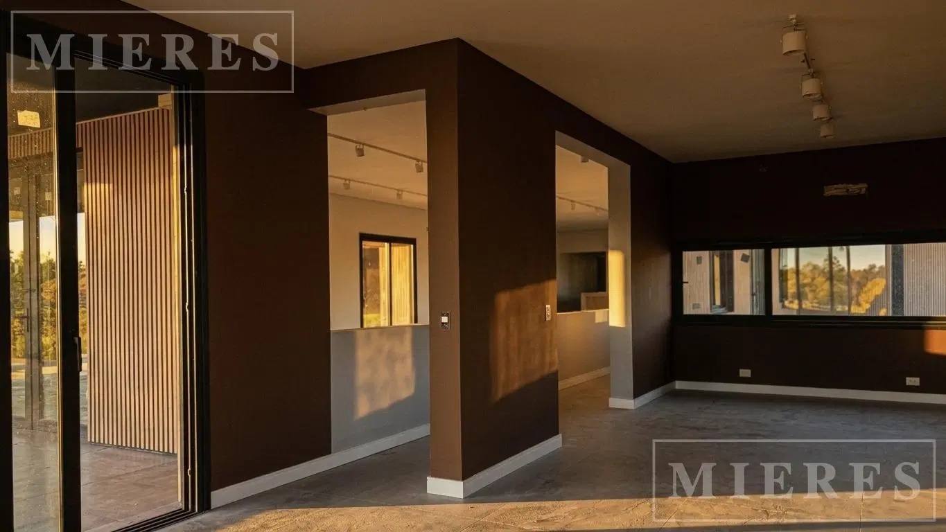 Lote en venta de 678m² en El Paso, Pilar 2