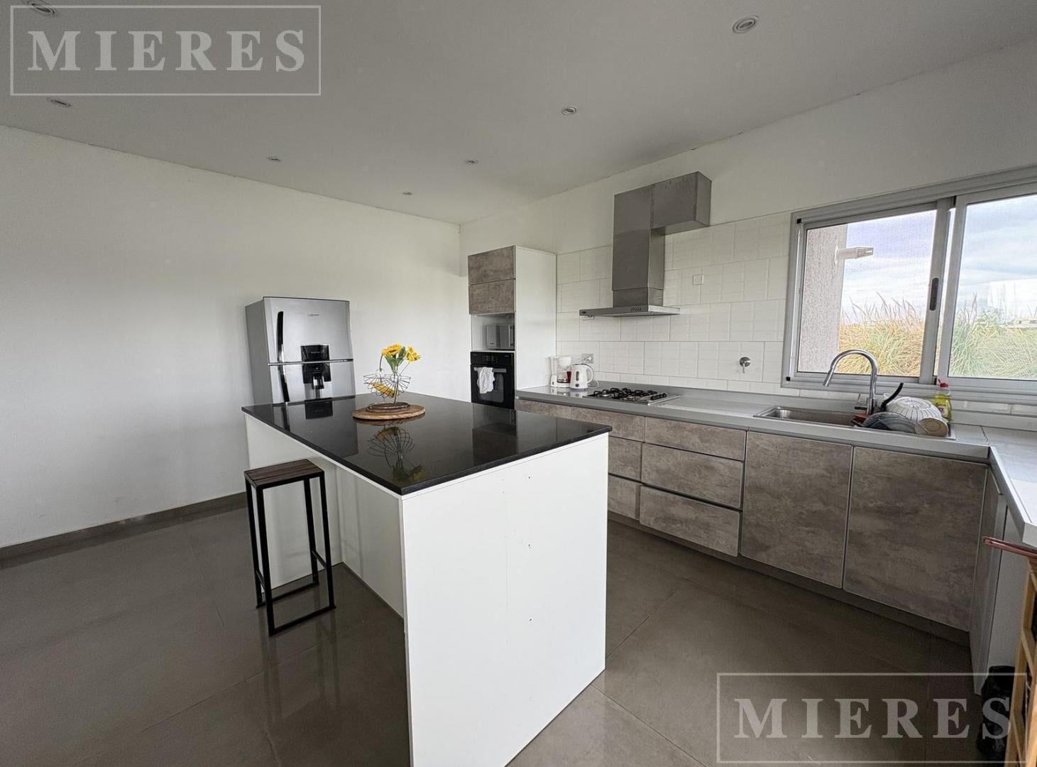 Foto de Casa en alquiler a la laguna Area 7 san Sebastian, imagen 1