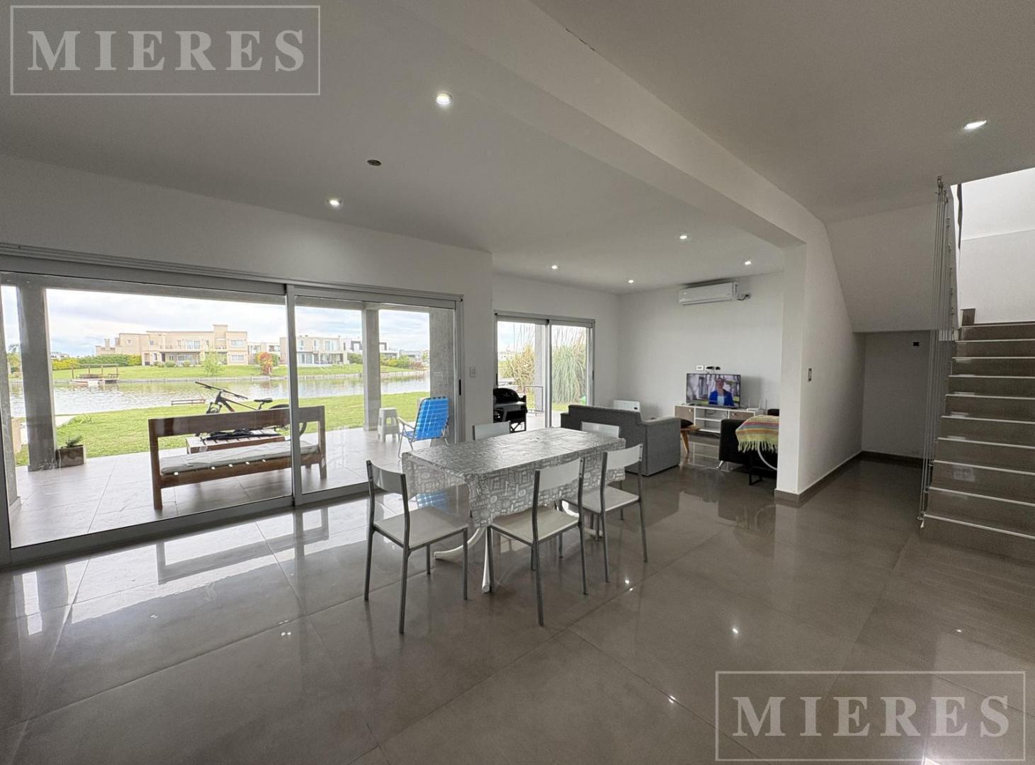 Foto de Casa en alquiler a la laguna Area 7 san Sebastian, imagen 4