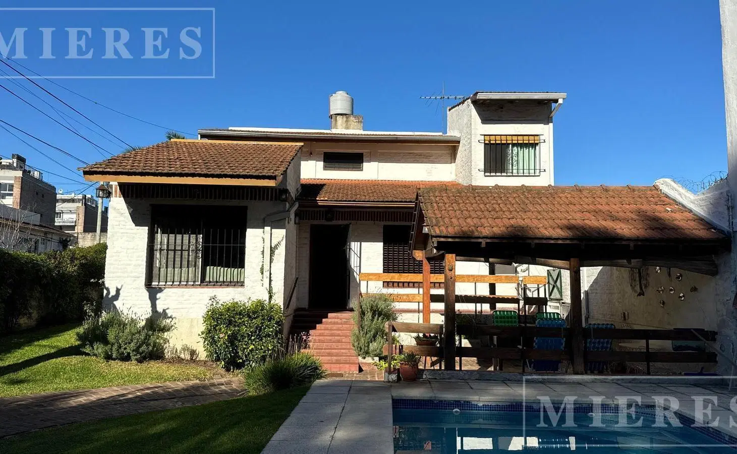Casa en venta en Tigre con inmejorable ubicación! 1
