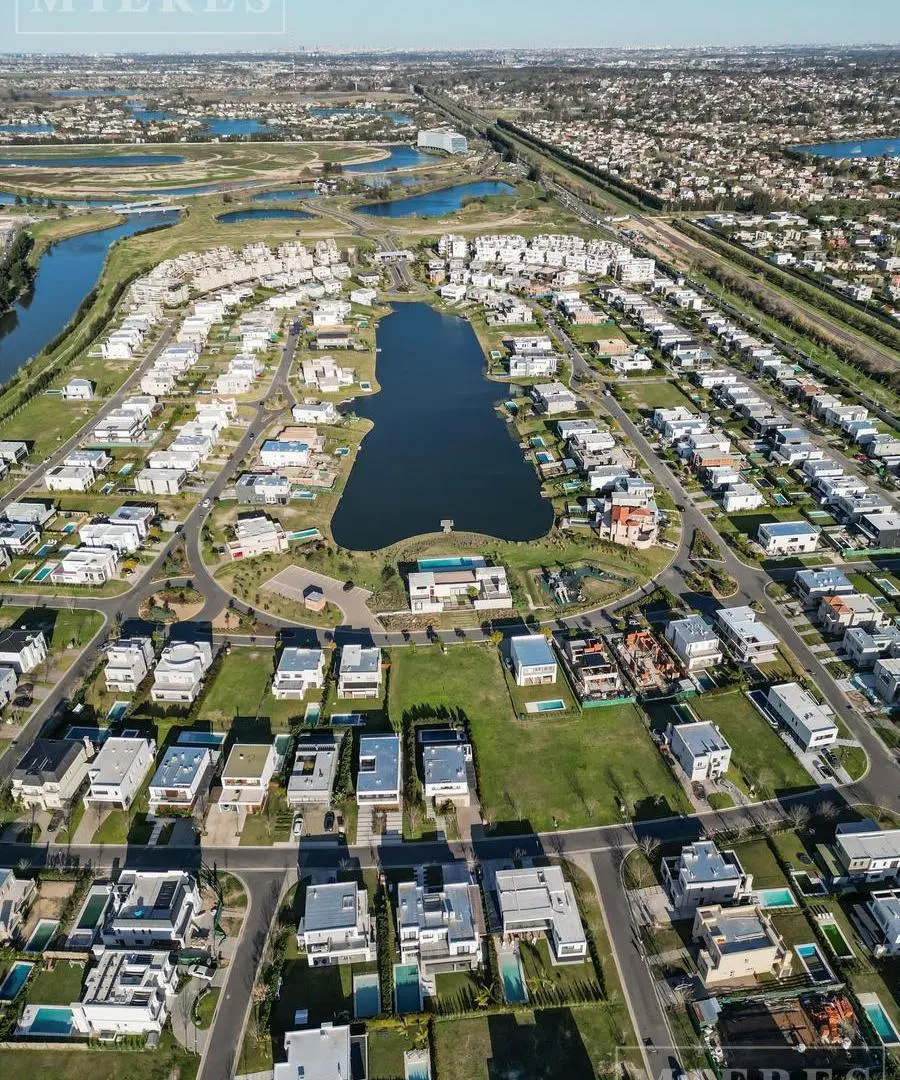 Lote interno en venta en el Barrio Los Castaños, Nordelta 2